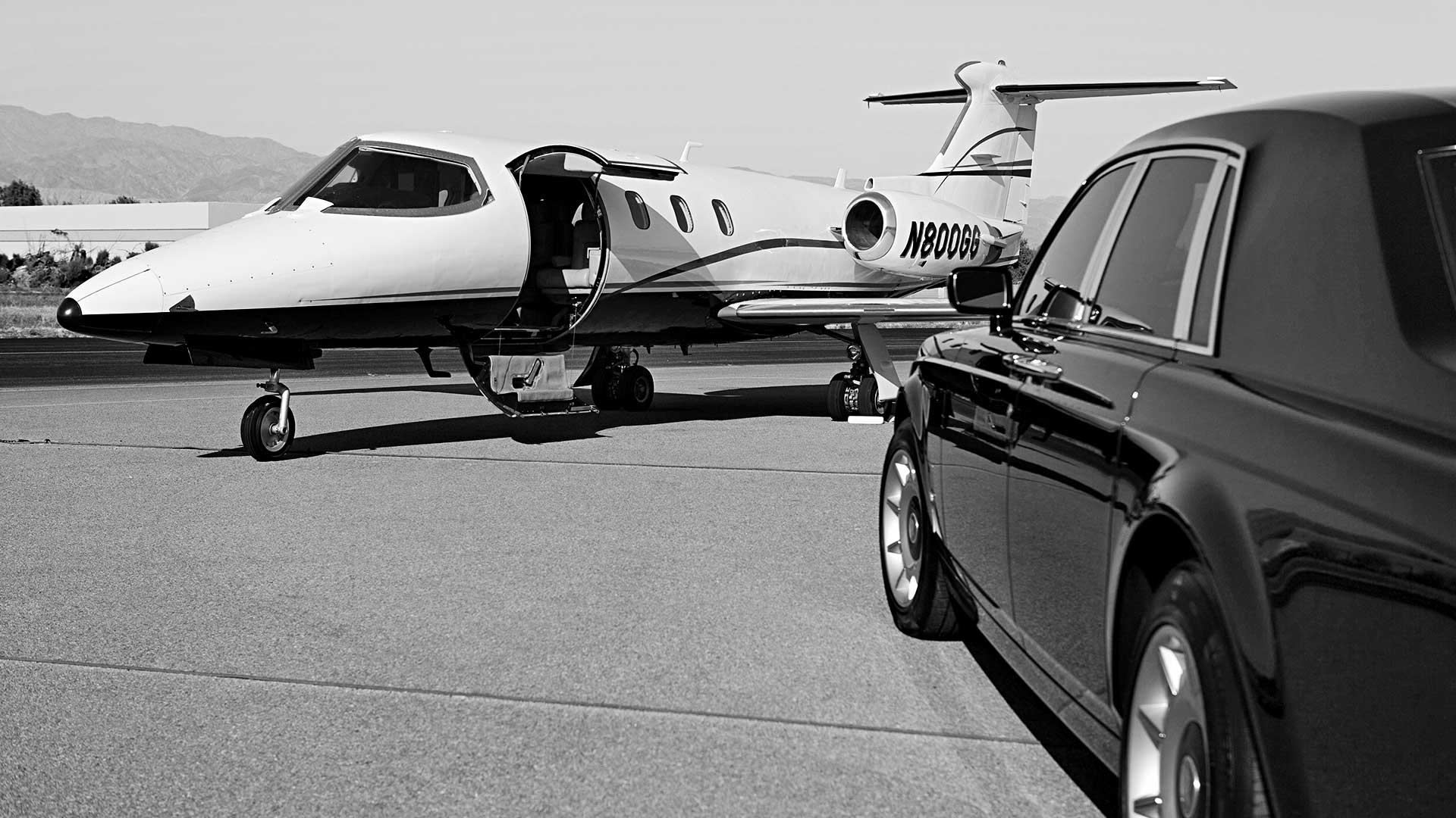 Worldwide private aviation and chauffeured ground transportation